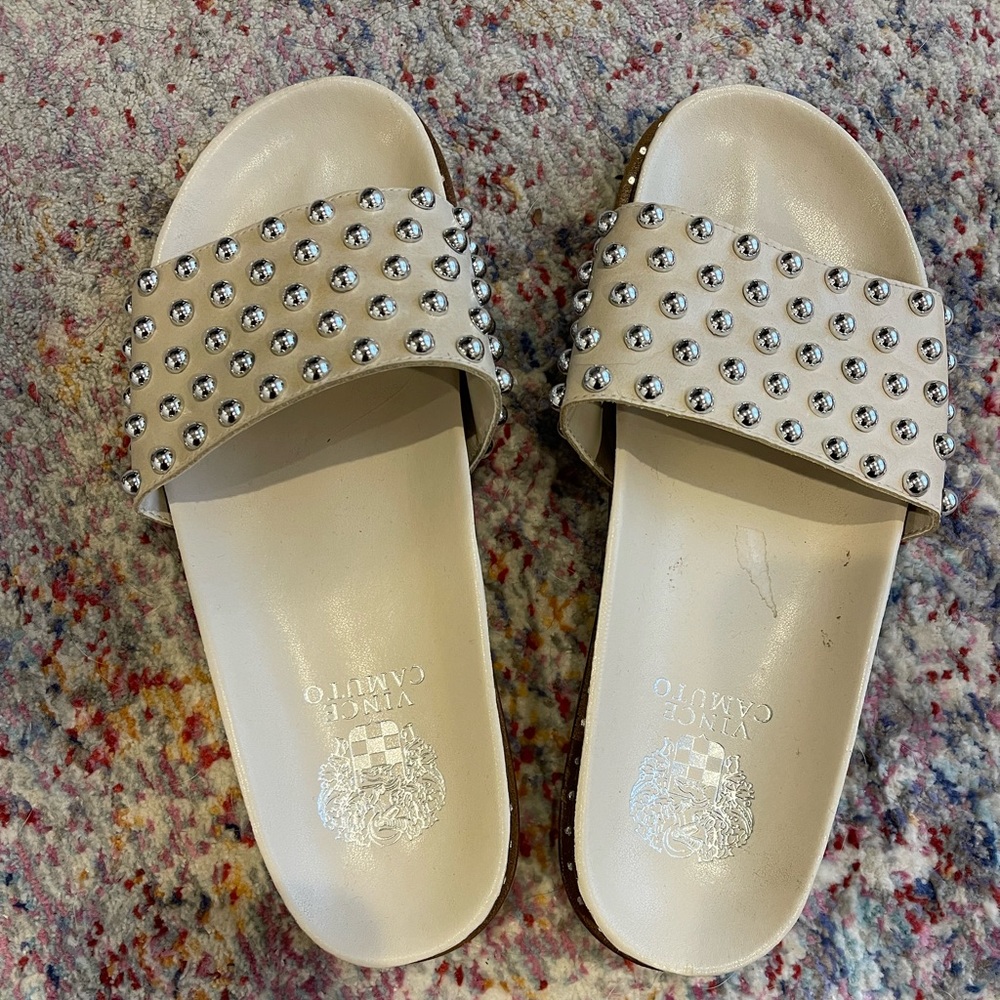 Vince Camuto Cream/Silver Slides Never Worn Leather Upper Size 7.5